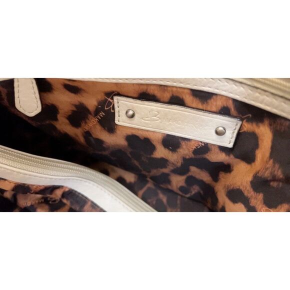 B. Makowsky sage green and white leather slouchy shoulder bag - Picture 7 of 12